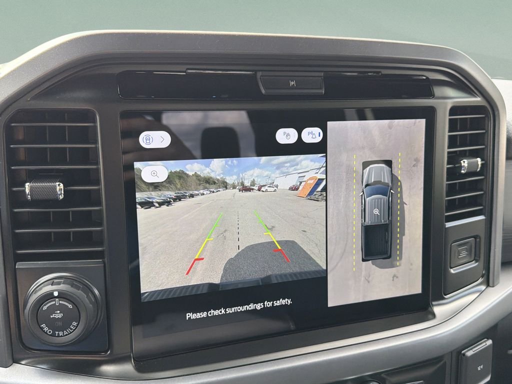 New 2025 White Ford XLT image 17