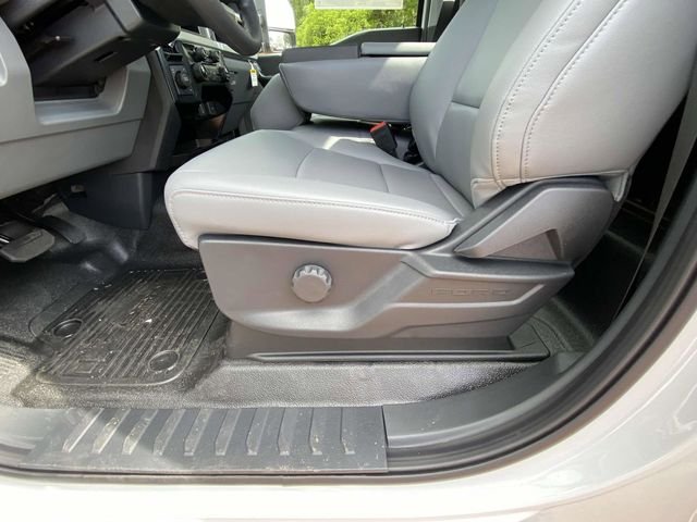 2025 Ford F-450 Super Duty Chassis Cab XL - Photo 12