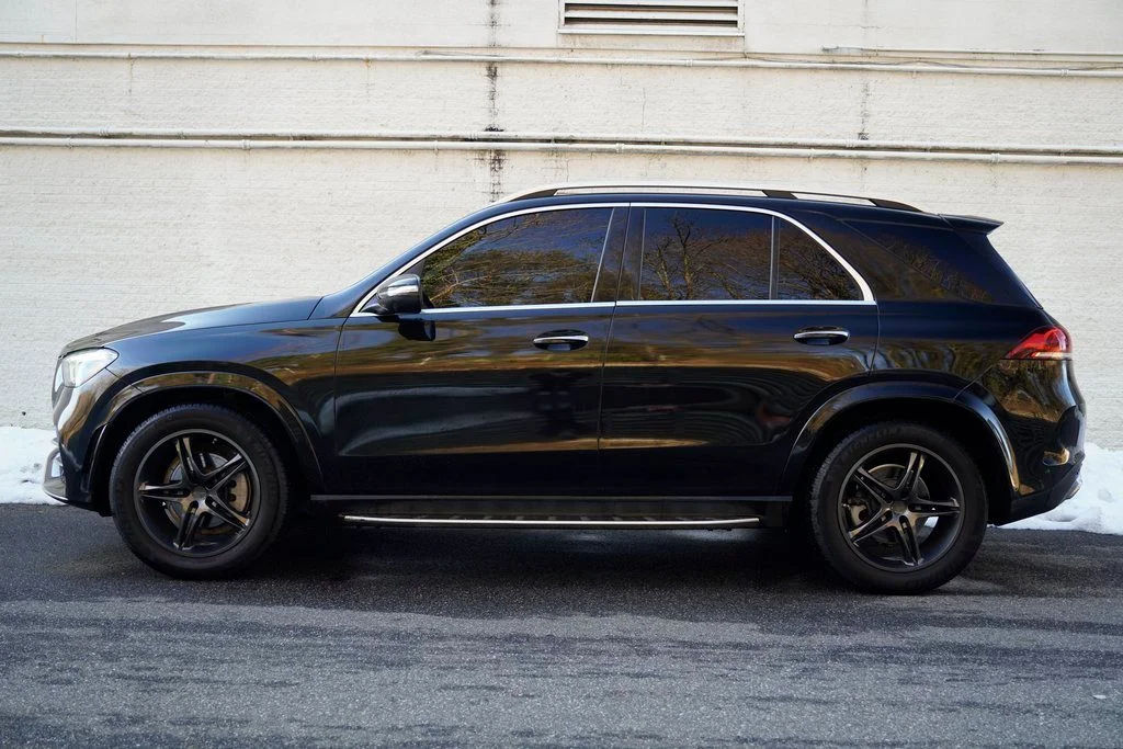 Used 2021 Black Mercedes-Benz GLE 350 image 3