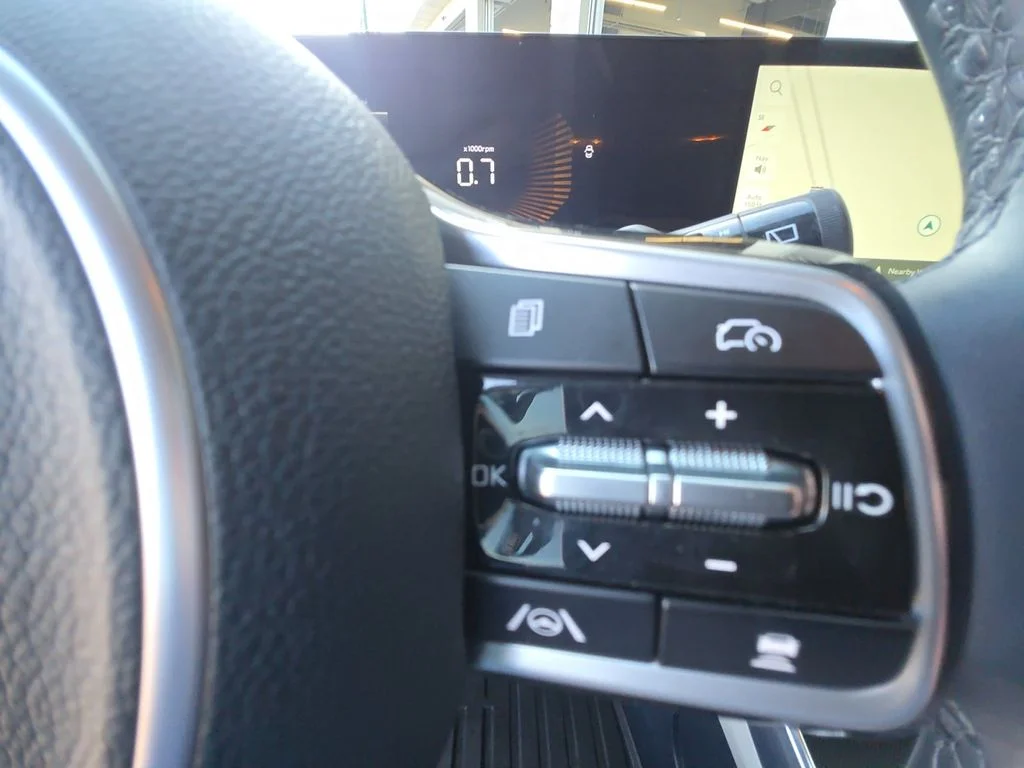 Used 2026 White Kia EX image 25