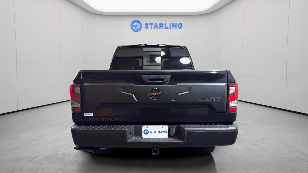 Used 2021 Black Nissan Crew Cab PRO-4X 4x4 image 7
