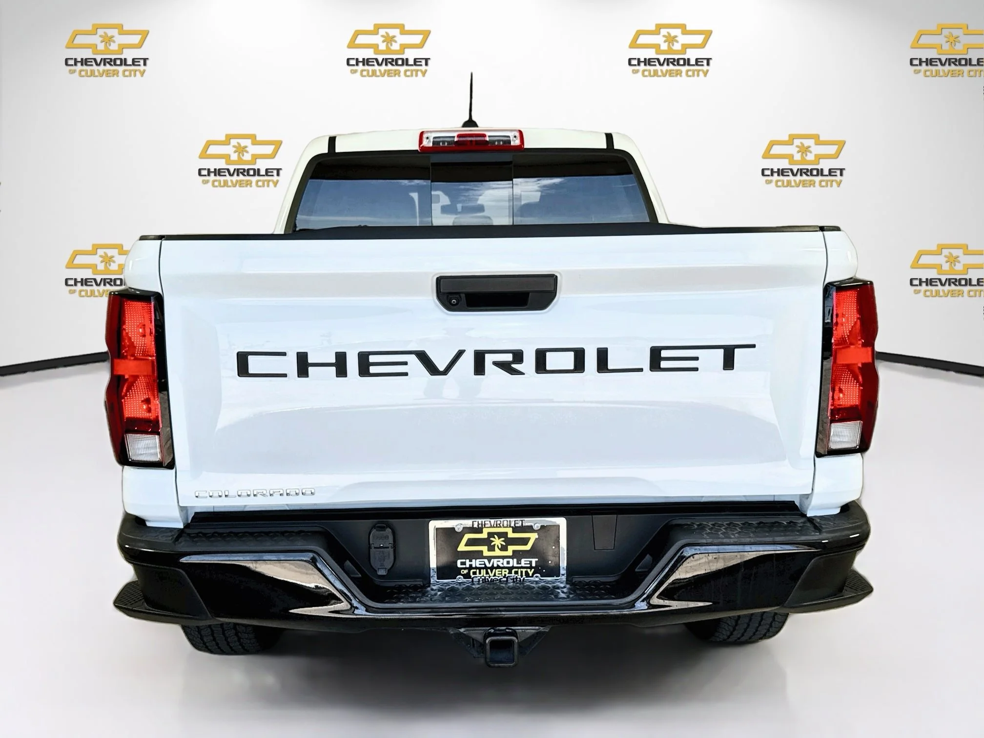 Used 2024 Summit White Chevrolet Trail Boss image 7
