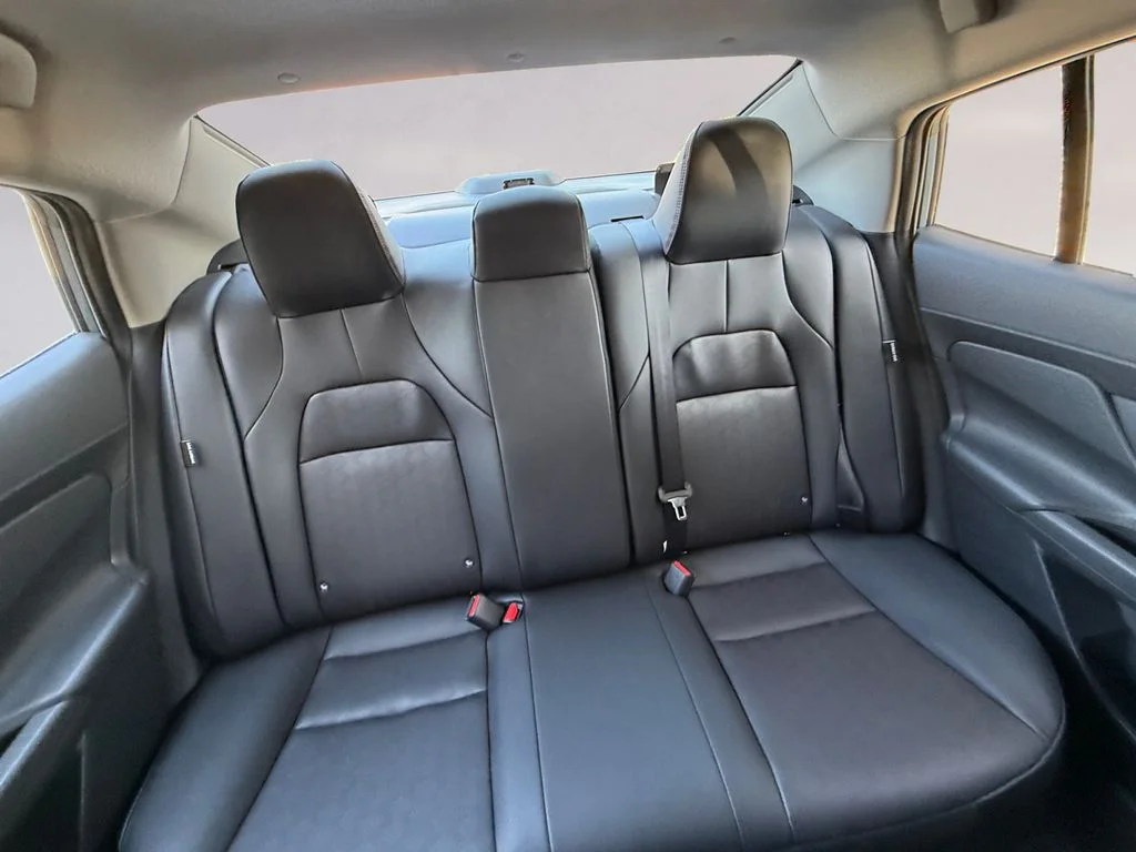 New 2027 Gray Nissan SR image 18