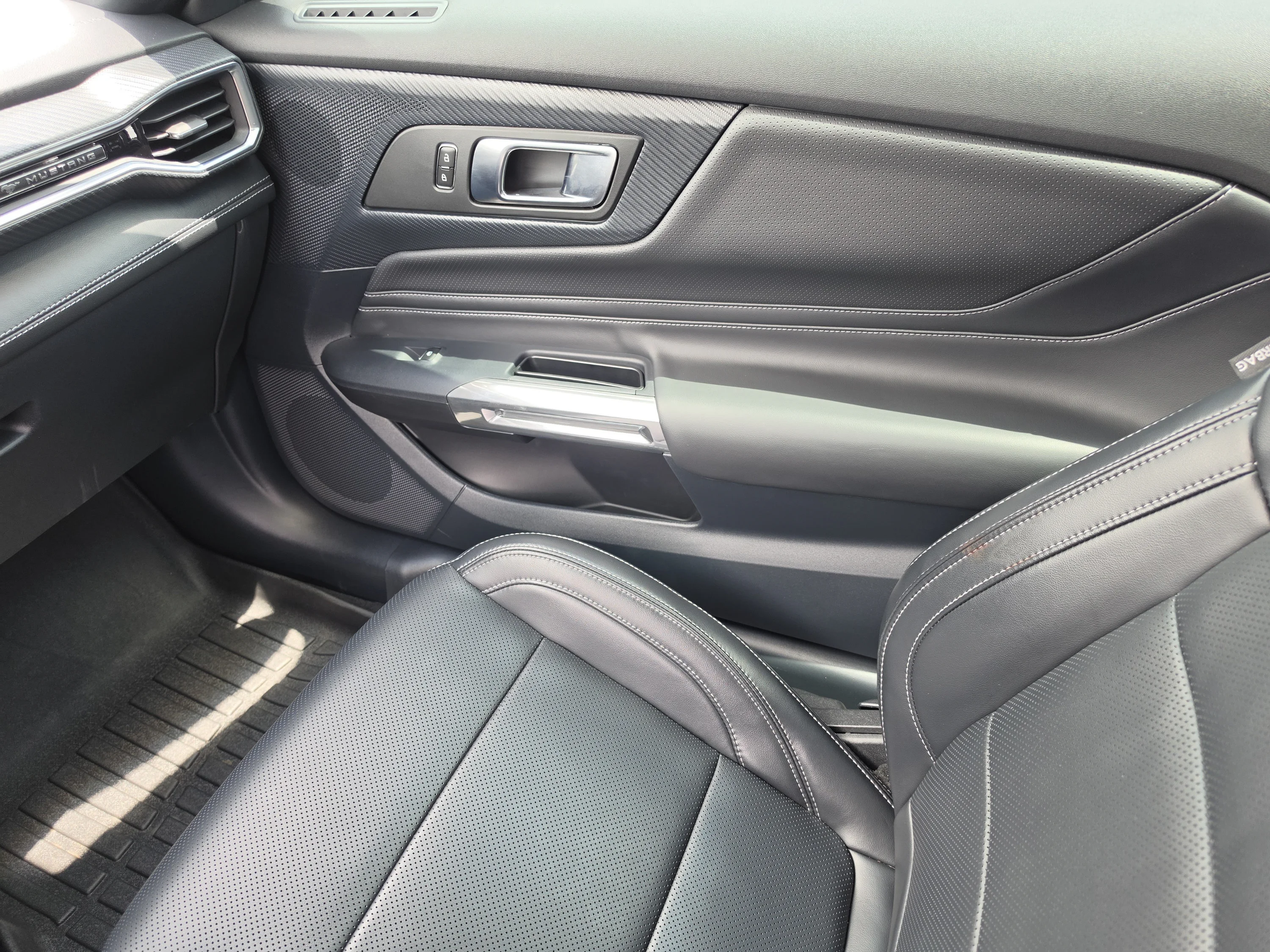 Used 2024 Silver Metallic Ford EcoBoost Premium image 20