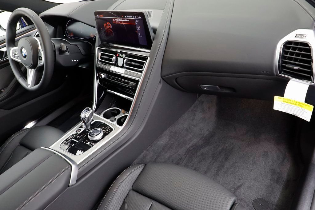 2026 BMW 8 Series 840i - Photo 22