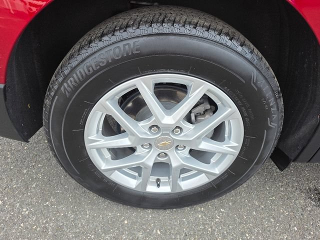 Used 2024 Radiant Red Tintcoat Chevrolet LT image 27