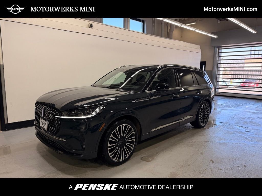 2025 Lincoln Aviator Black Label AWD's photo