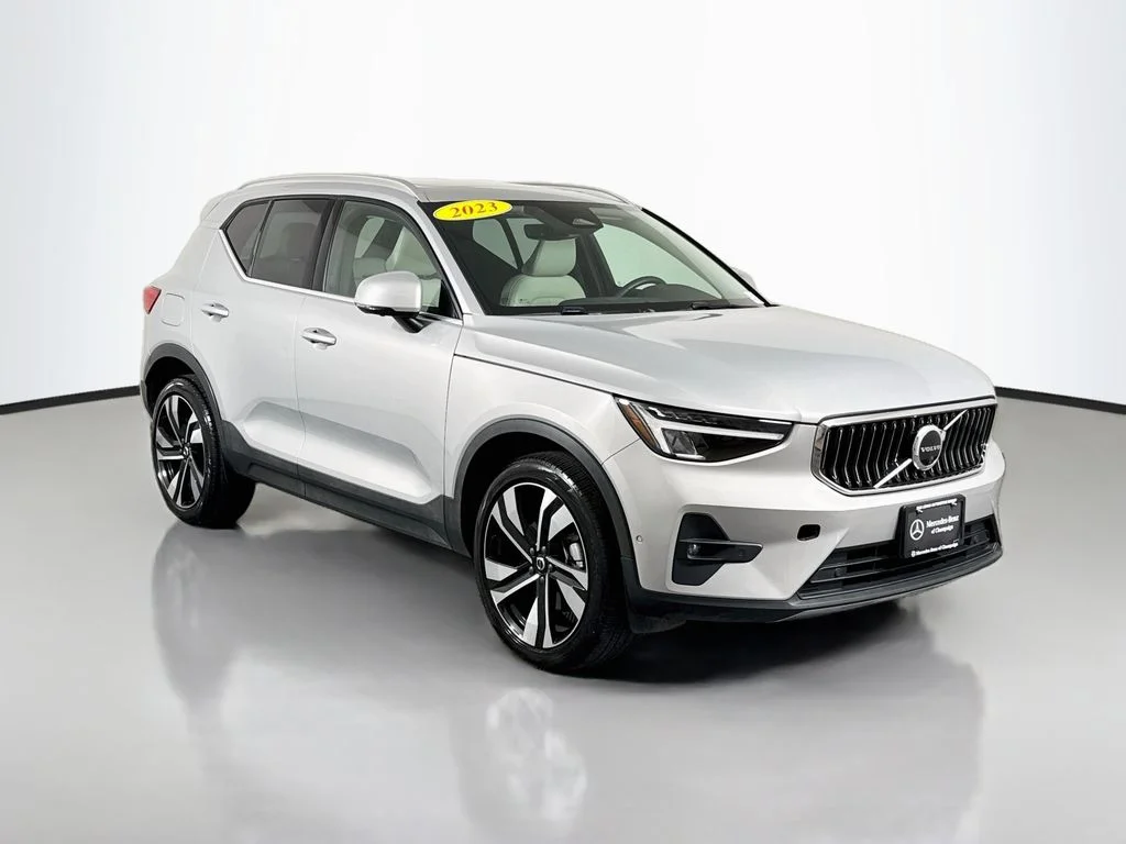 2023 Volvo XC40