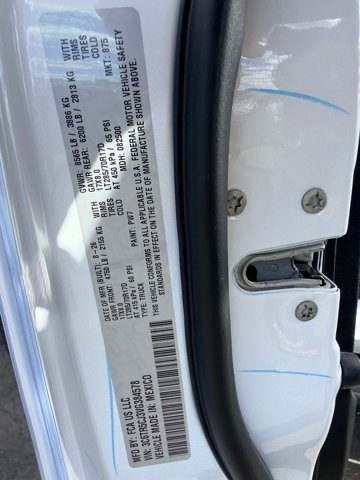 New 2027 Bright White Clear-Coat Exterior Paint RAM Tradesman image 19