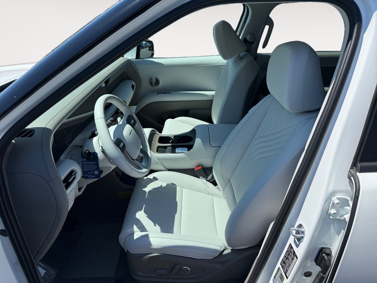 New 2026 Creamy White Pearl Hyundai SEL 8P image 10