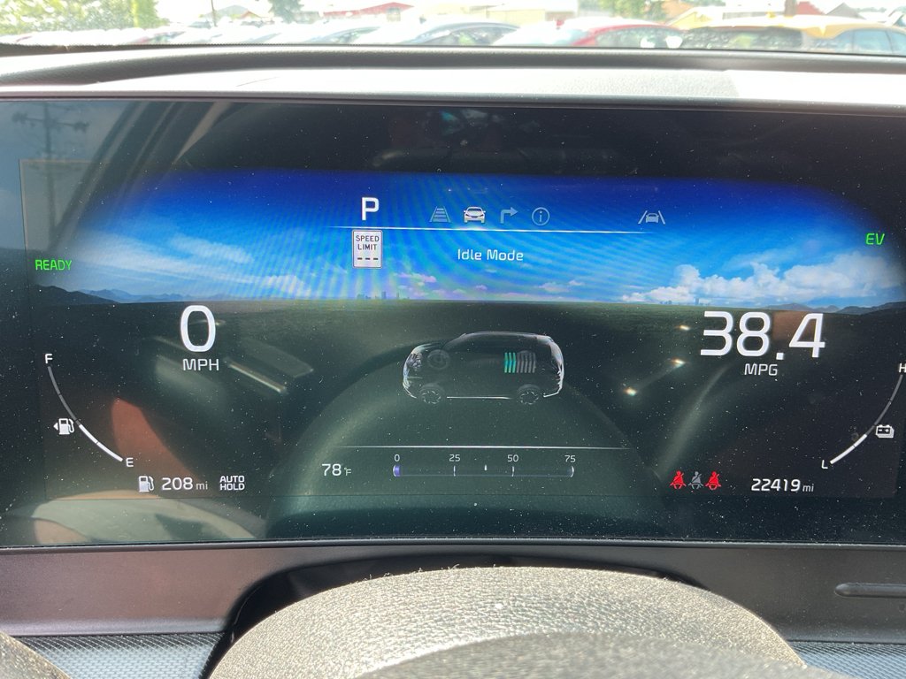 Used 2025 Vesta Blue Kia SX-Prestige image 18
