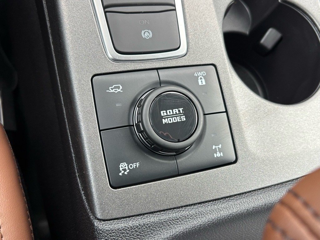 New 2025 Oxford White Ford Outer Banks® image 13