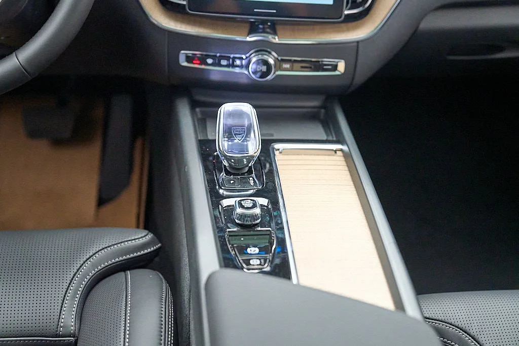 New 2026 Forest Lake Volvo Ultra image 30
