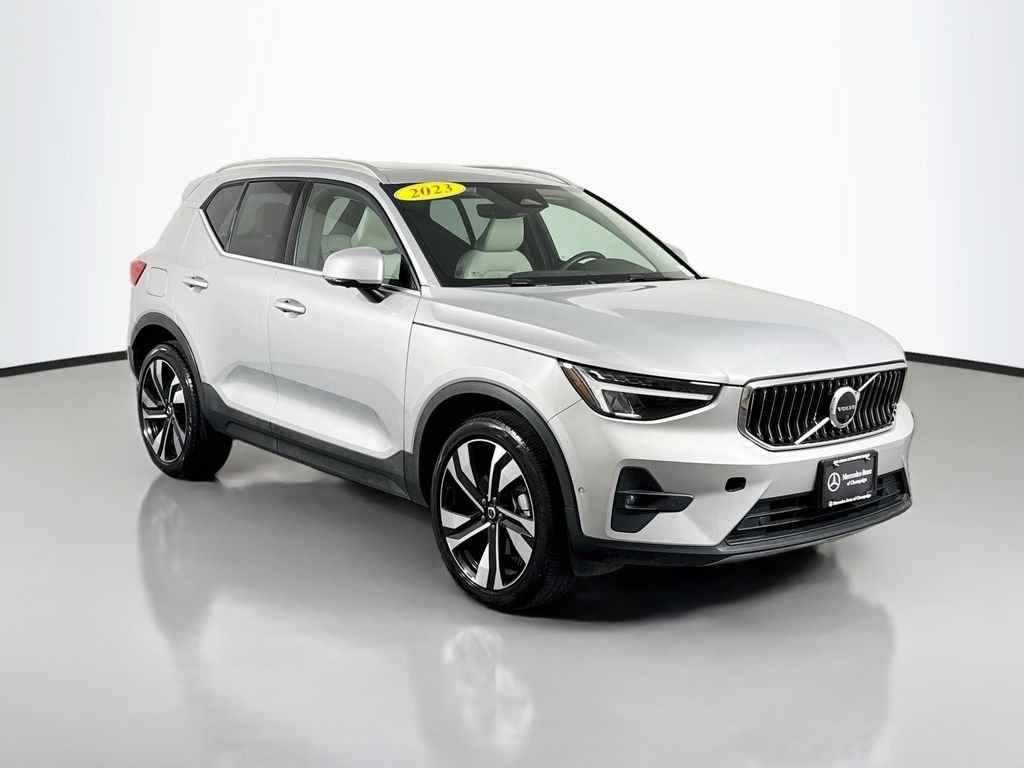 2023 Volvo XC40