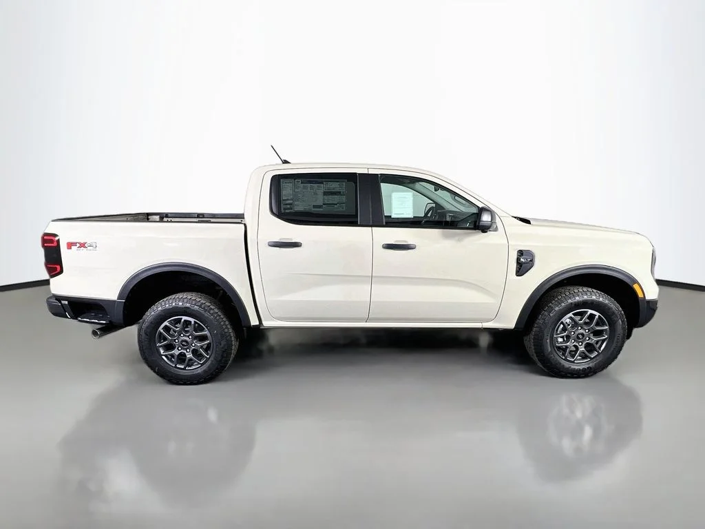 New 2026 Desert Sand Ford XLT image 17