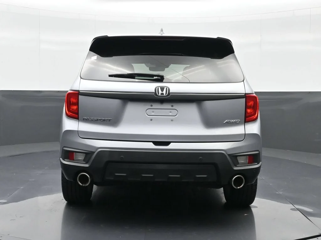 Used 2023 Gray Honda EX-L image 16