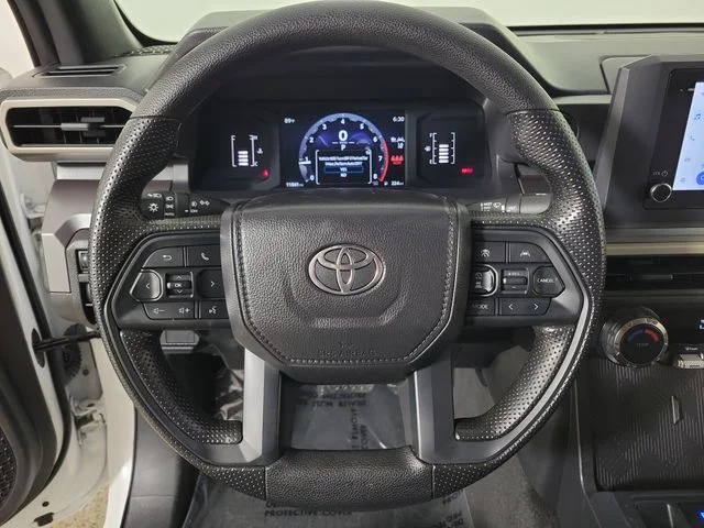 Used 2025 White Toyota SR5 image 26