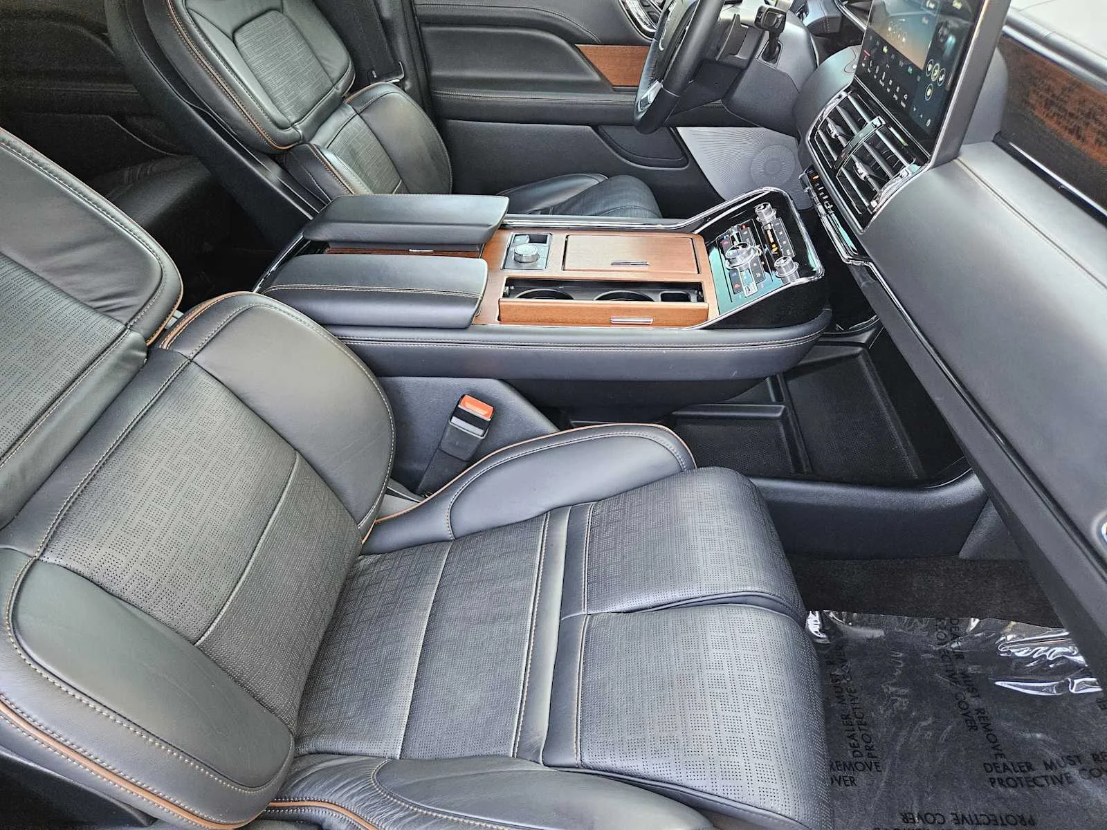 Used 2023 Infinite Black Metallic Clearcoat Lincoln Black Label image 9