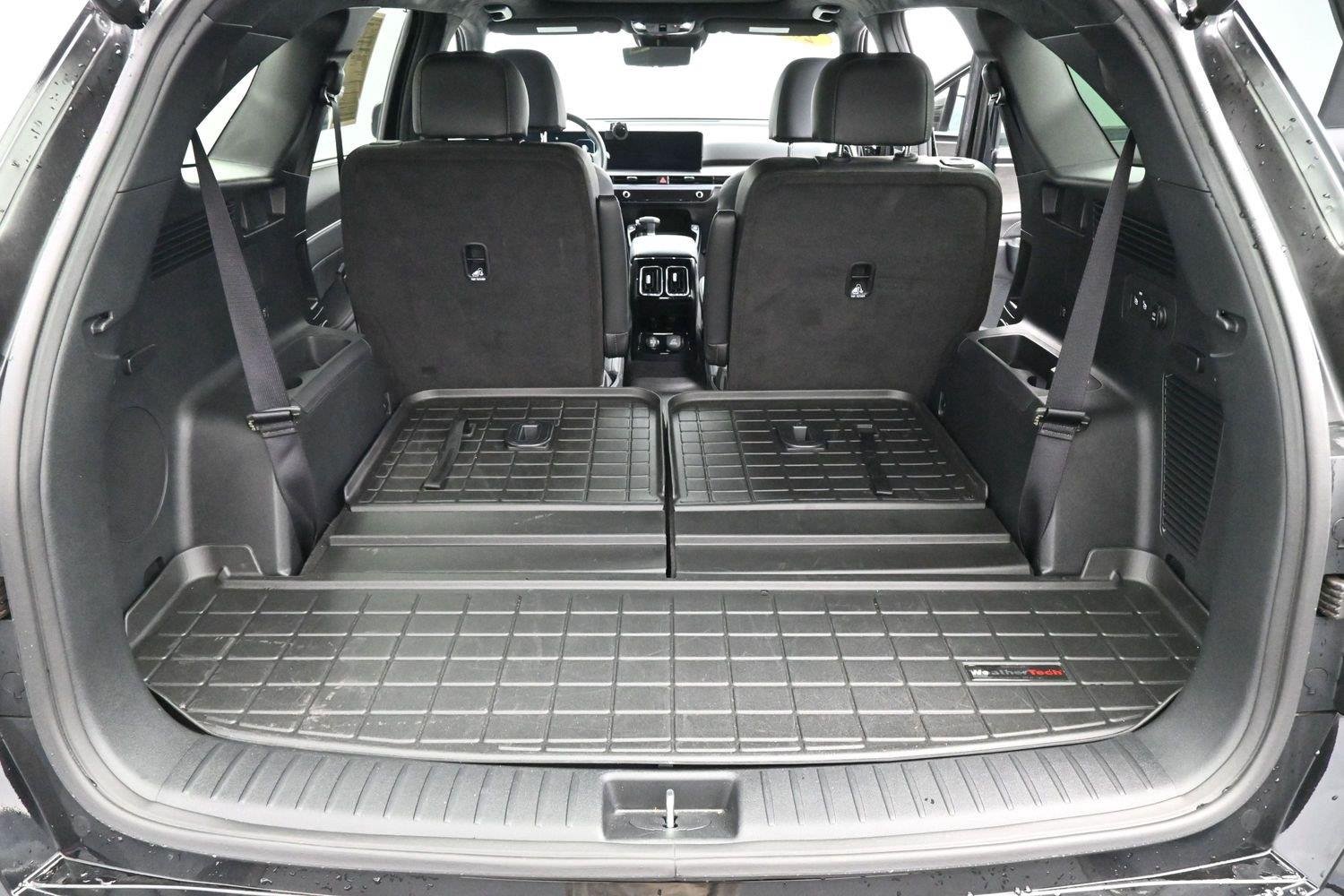 Used 2024 Ebony Black Kia X-Pro SX Prestige image 9