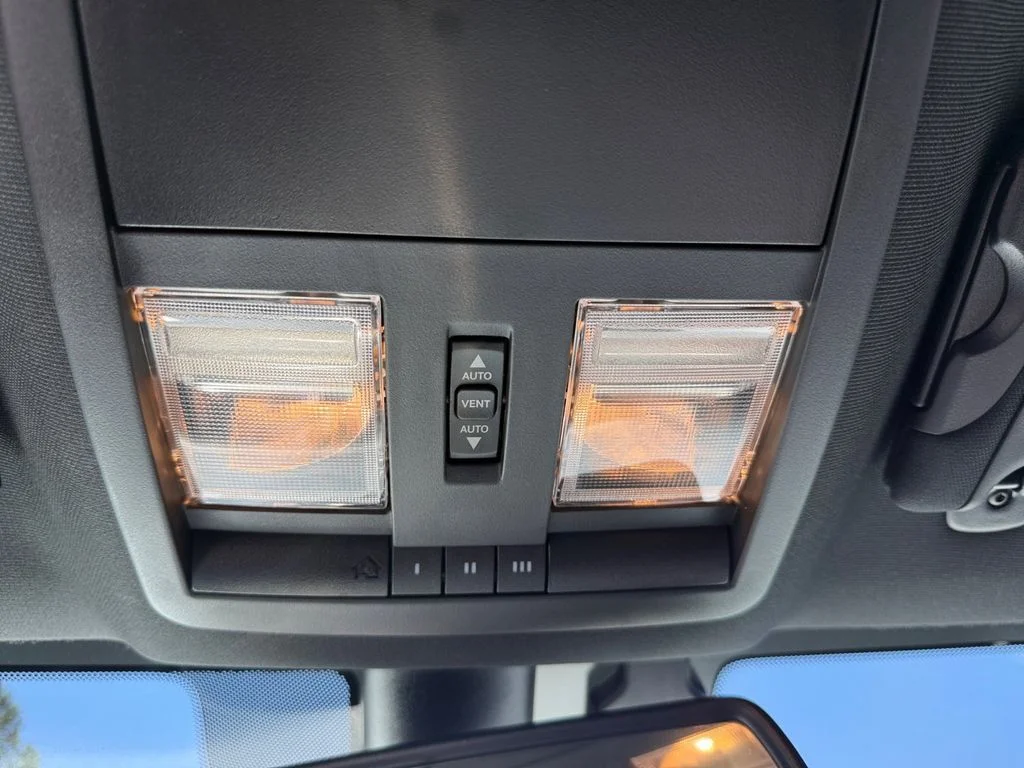 Used 2018 Green Dodge GT image 37