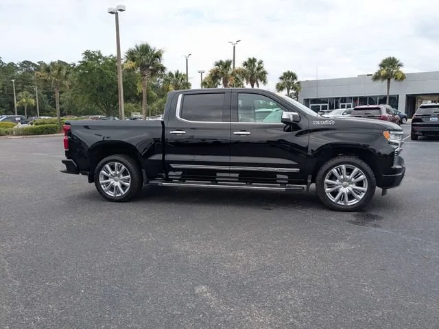 Used 2024 Black Chevrolet High Country image 2