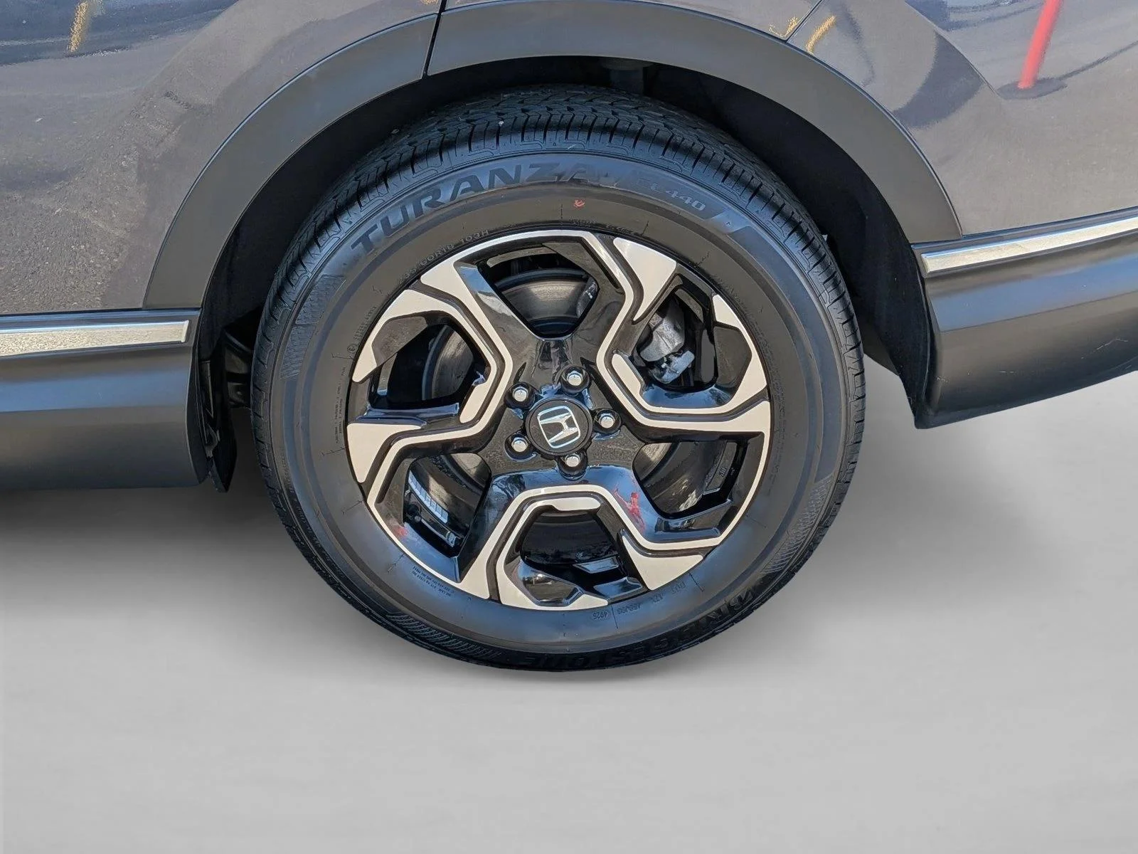 Used 2018 Silver/Gray Honda Touring image 21
