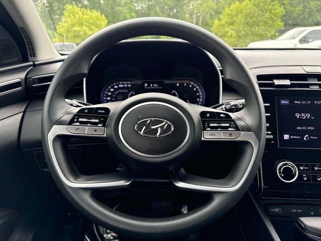 Used 2023 Black Hyundai SEL image 15