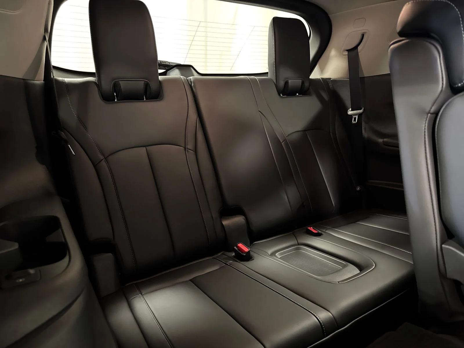 Used 2025 Black INFINITI PURE image 31