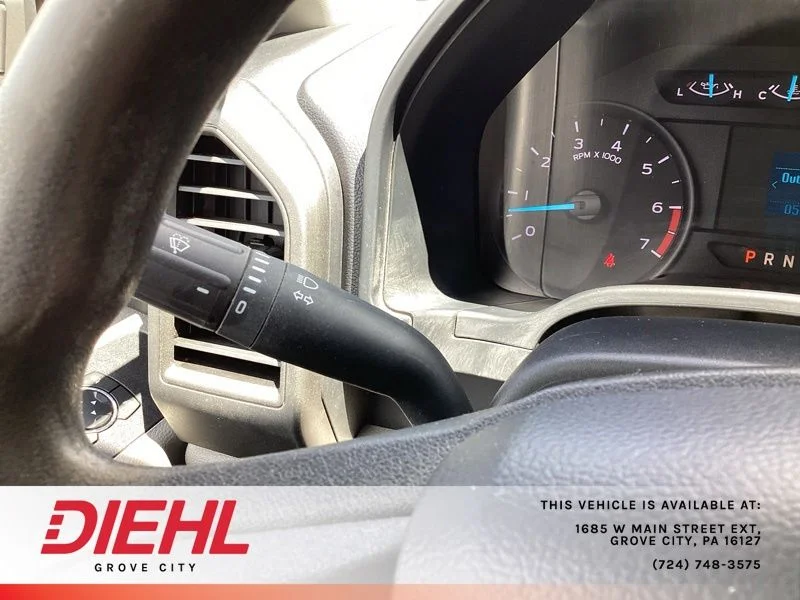 Used 2019 White Ford XL image 28