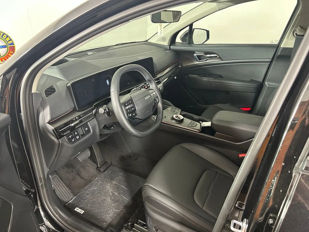 New 2027 Fusion Black Kia SX Prestige image 7