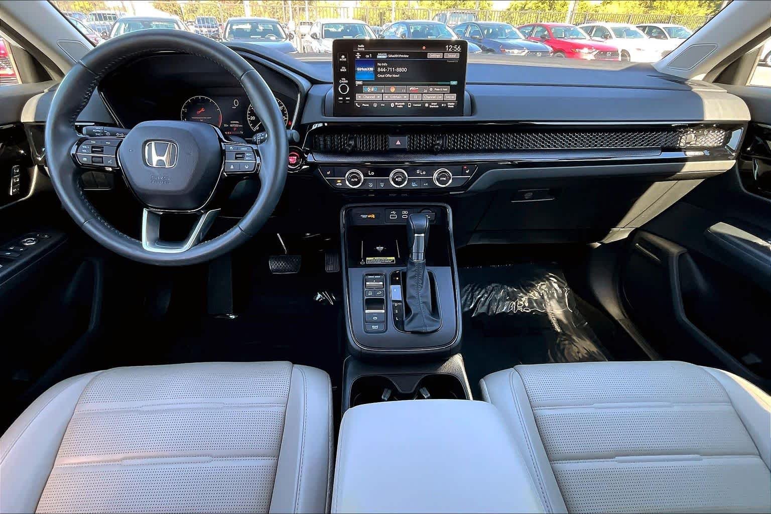 Used 2024 Platinum White Pearl Honda EX-L image 15