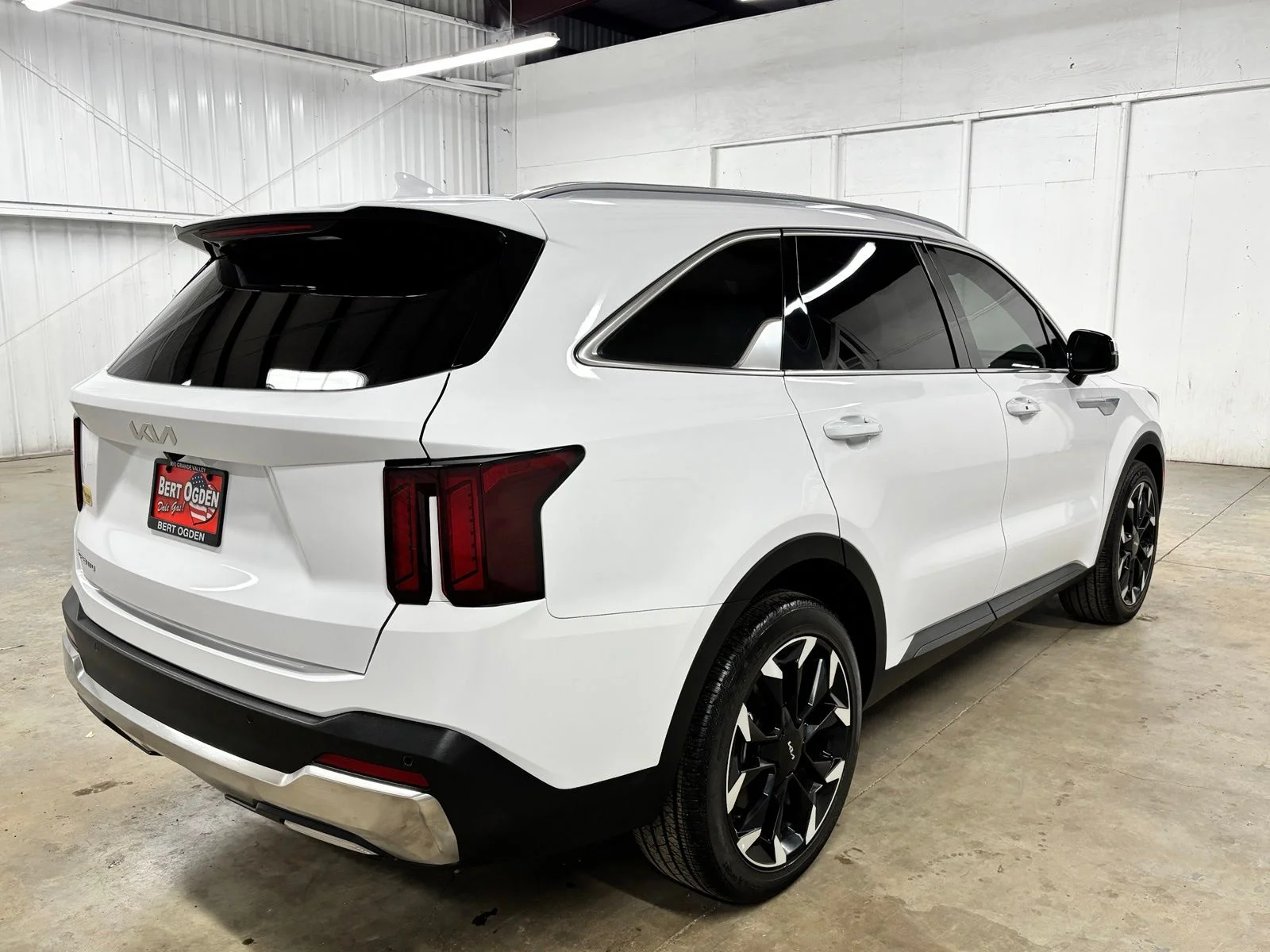 Used 2025 White Kia EX image 7