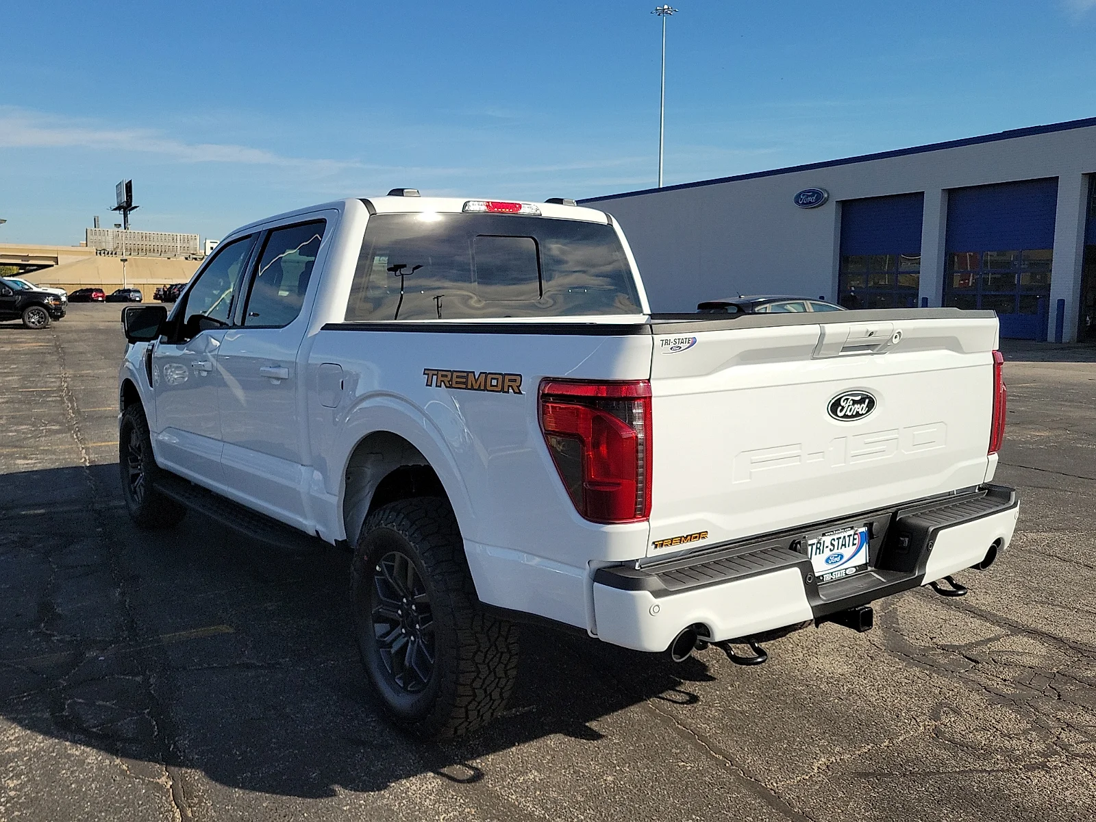 New 2026 Oxford White Ford Tremor&reg; image 3
