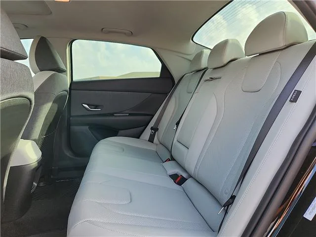 New 2026 Abyss Black Hyundai Limited image 7