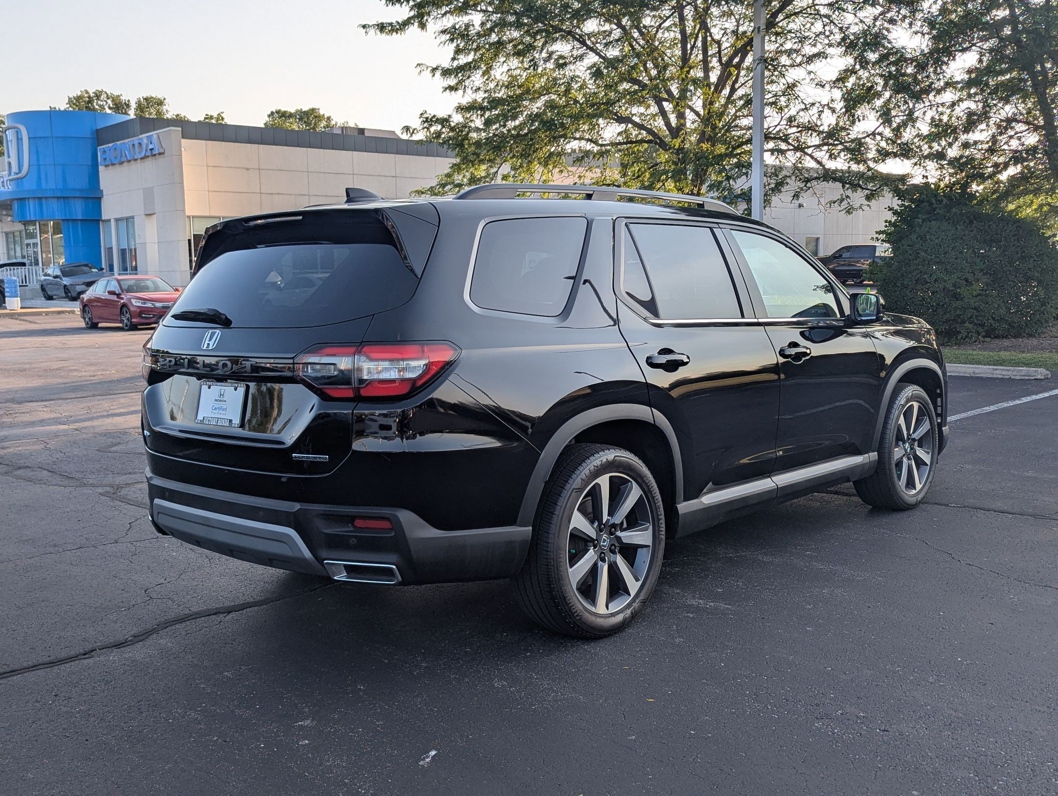 Certified Used 2023 Crystal Black Pearl Honda Touring image 40