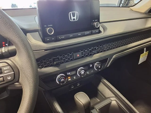 Certified Used 2025 Platinum White Pearl Honda LX image 10