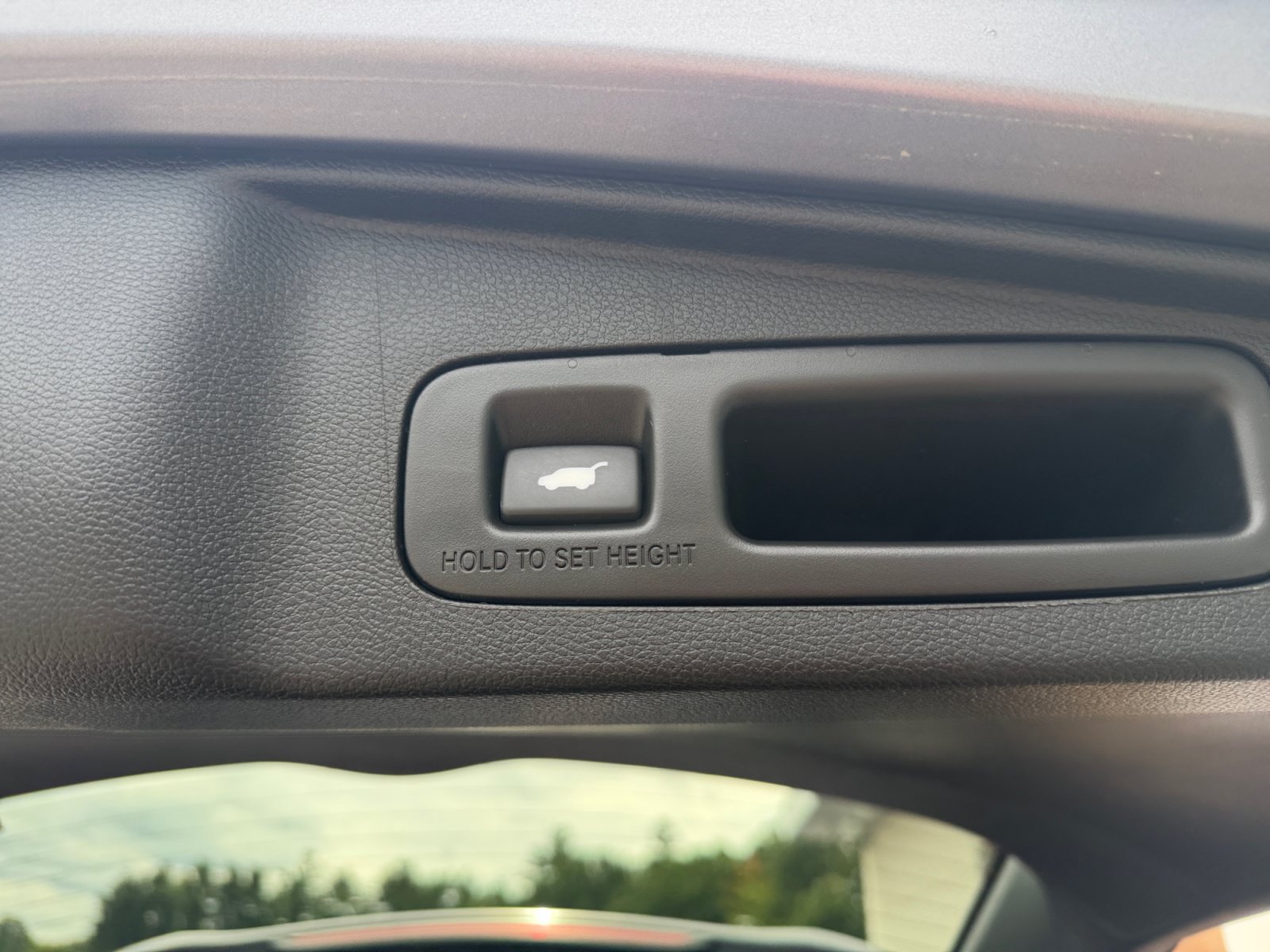 Used 2017 Gray Honda EX-L image 40