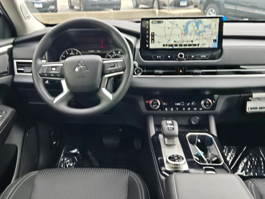 New 2026 White Mitsubishi ES 1.5T S-AWC image 13