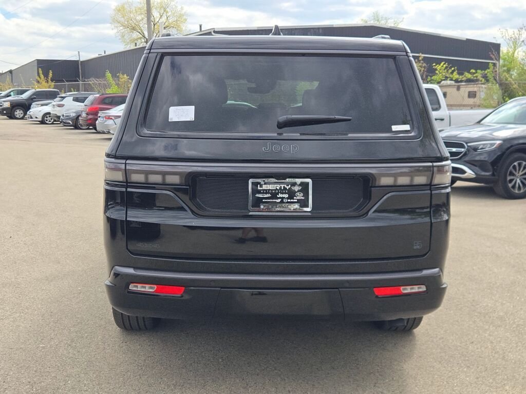 New 2026 High Gloss Black Exterior Paint Jeep  image 14