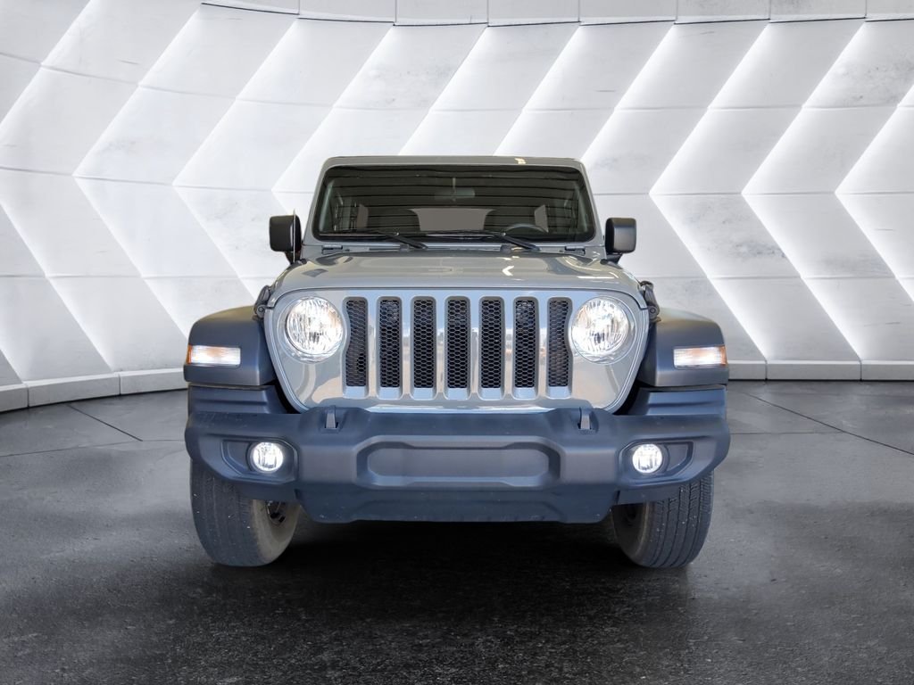 Used 2022 Gray Jeep Unlimited Sport image 2