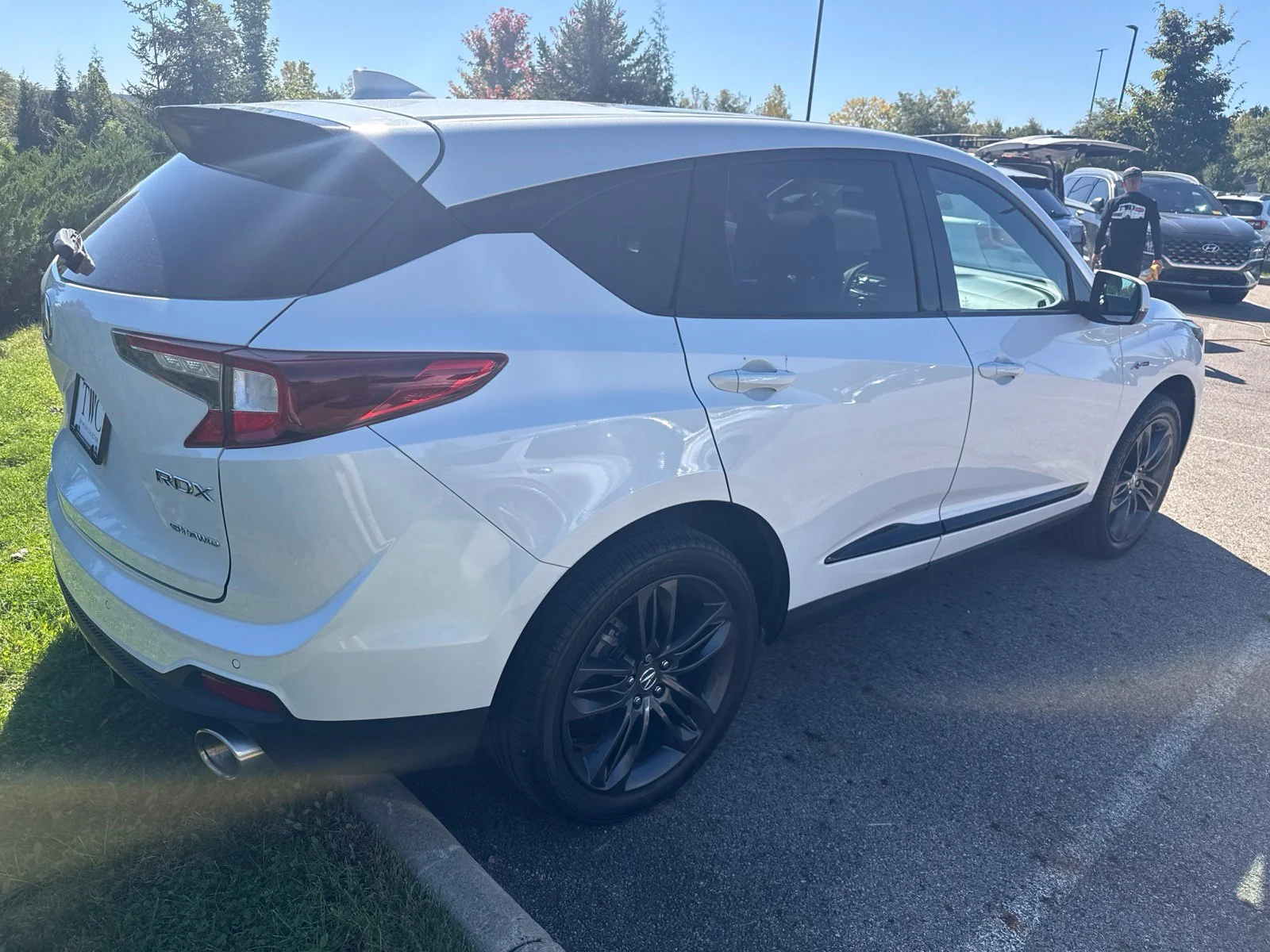 Used 2024  Acura  image 5