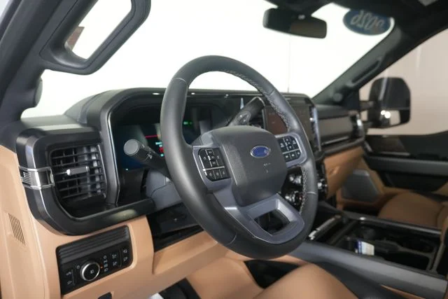 Used 2026 Oxford White Ford Lariat image 18