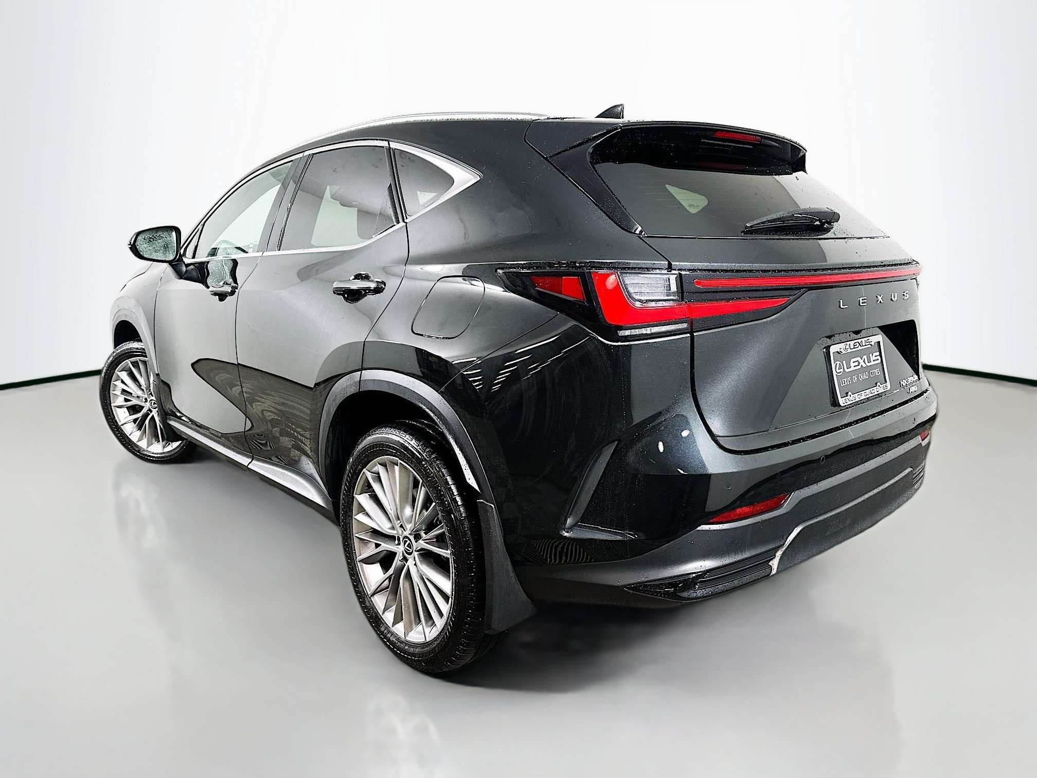 Certified Used 2025 Caviar Lexus 350h Premium image 5