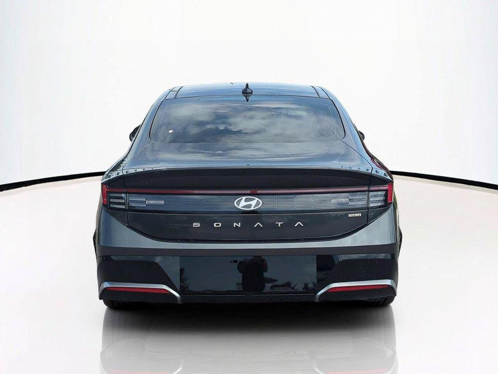 New 2026 Gray Hyundai SEL image 6