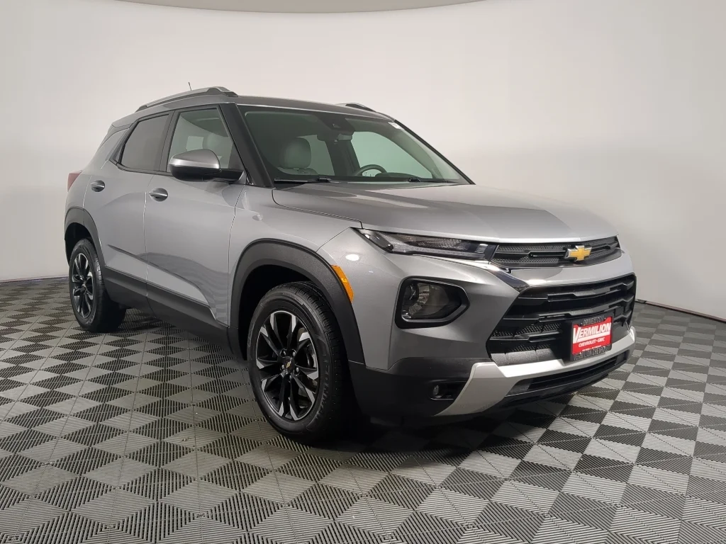 Used 2023 Chevrolet TrailBlazer LT with VIN KL79MPS21PB045561 for sale in Tilton, IL