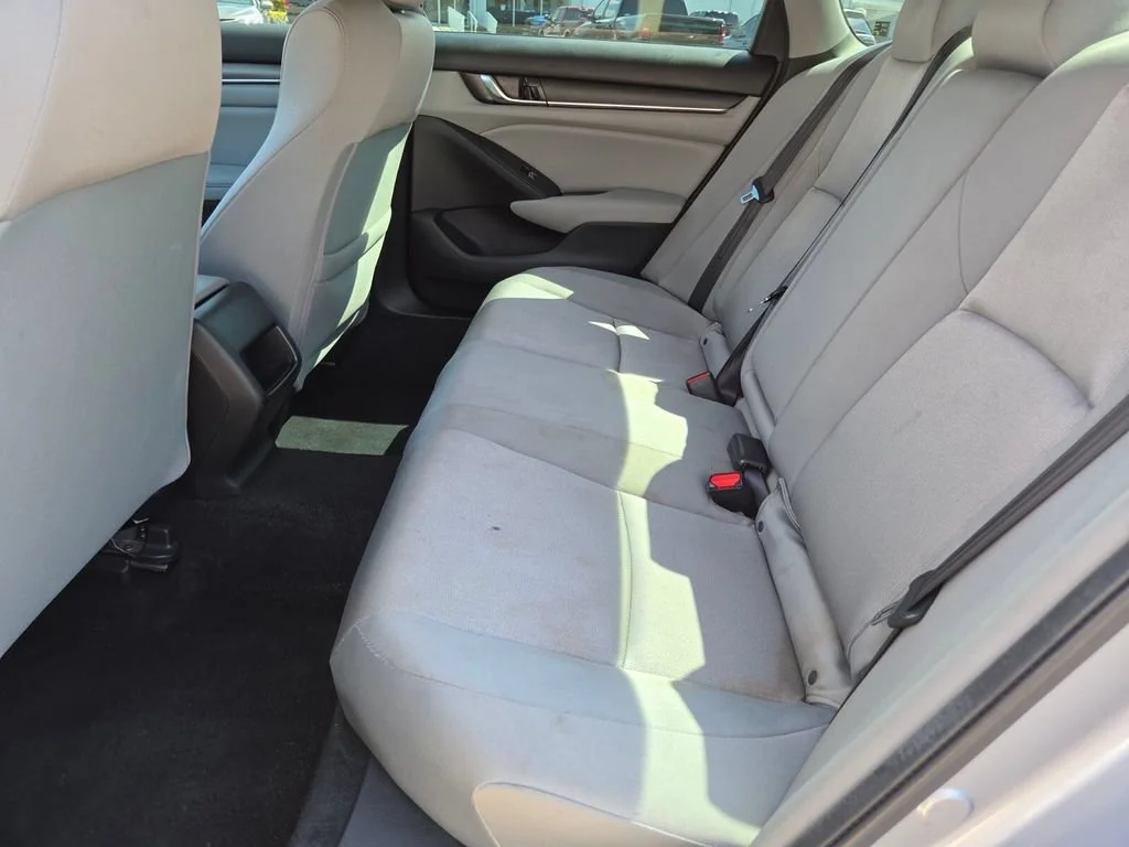 Used 2020 Silver Honda LX image 22
