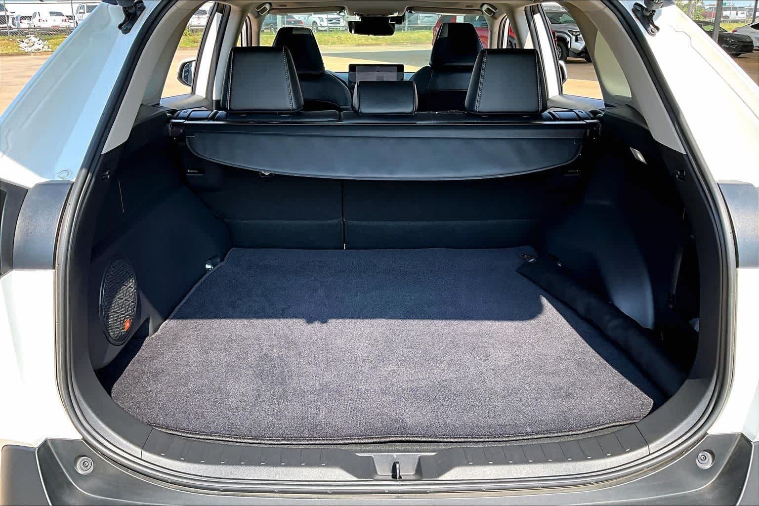 Used 2023 Wind Chill Pearl Toyota XLE Premium image 30