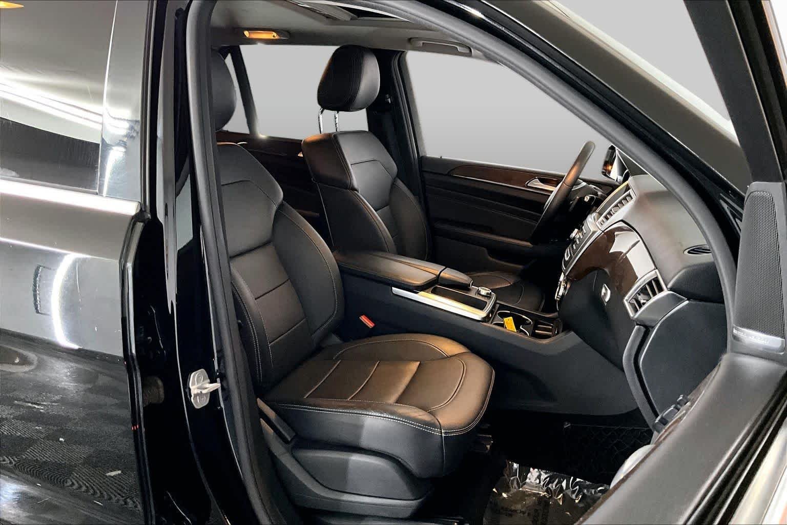 Pre-Owned 2014 Mercedes-Benz ML 350