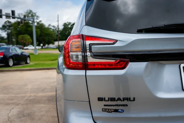 New 2026 Ice Silver Metallic Subaru Onyx Edition Touring image 16