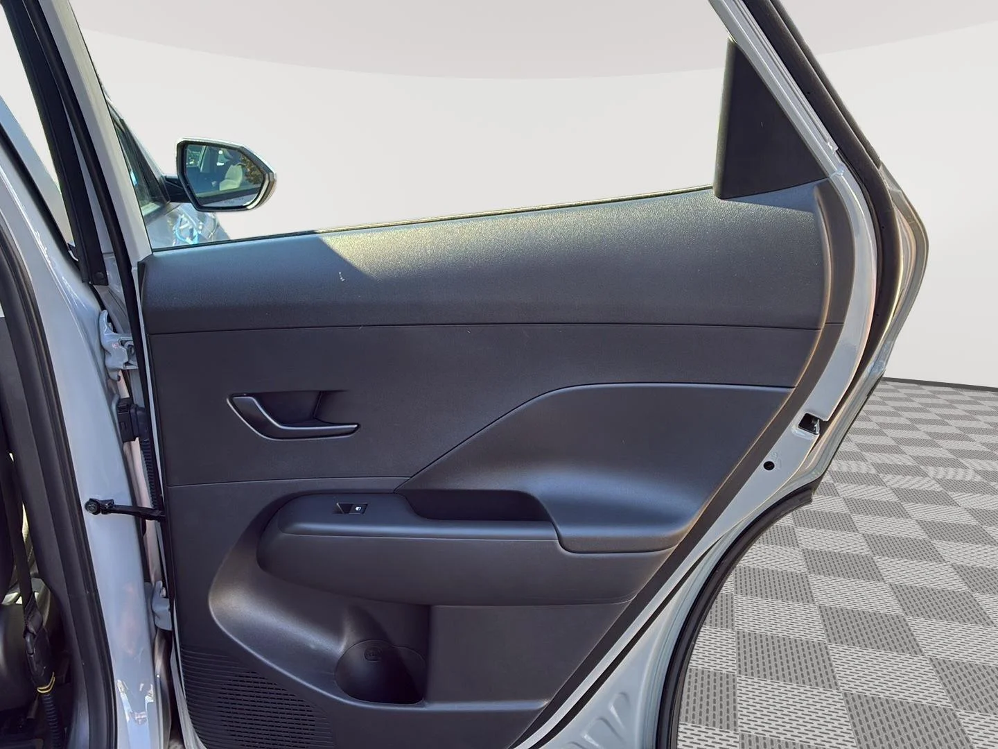 Used 2026 Cyber Gray Metallic Hyundai SE image 15